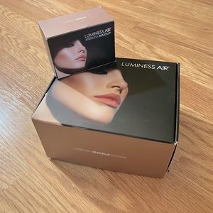 Luminescent Air with Fair makeup